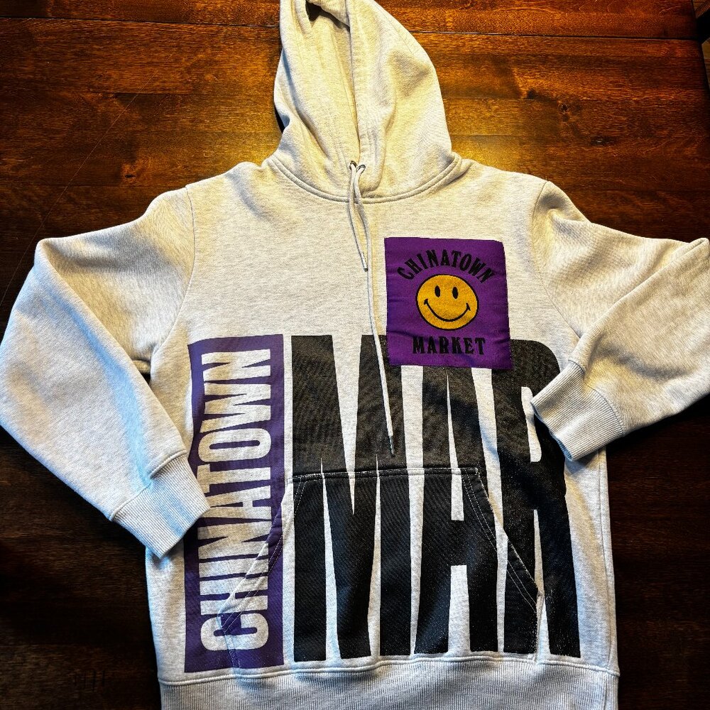 Chinatown Market Smiley Men's Sweatshirt Hoodie Grey Medium